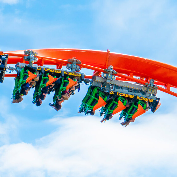 Theme parks: Six Flags, Busch Gardens now open in winter due to COVID