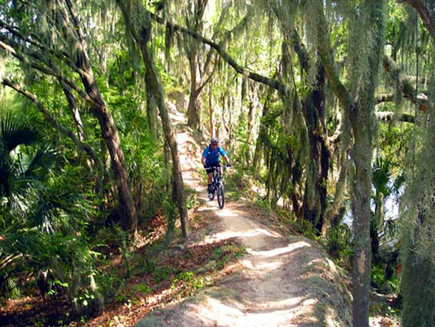 Cycling Loyce Harpe Park Trail