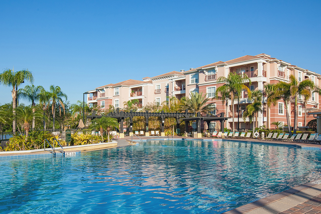 Vista Cay Pool