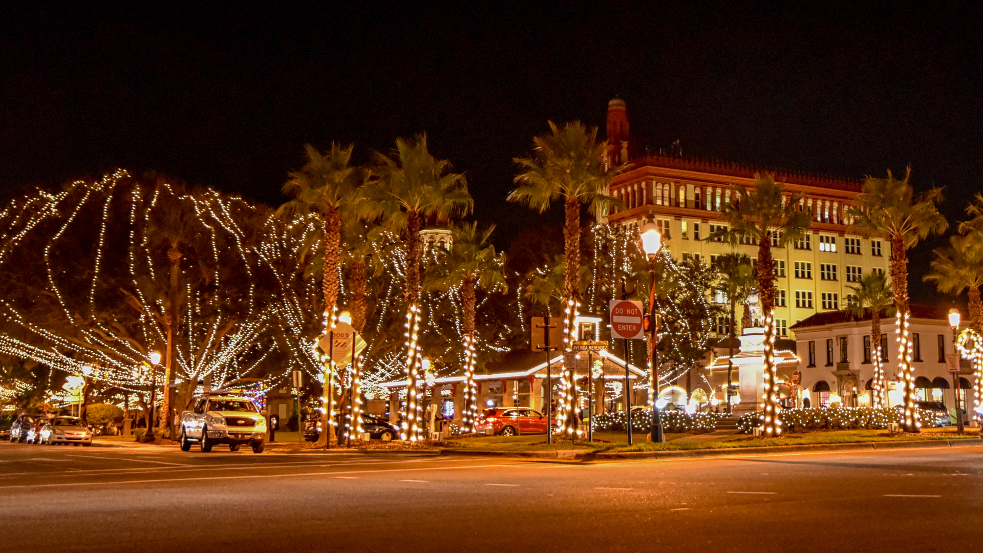 Nights of Lights Plaza