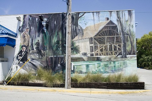 Deland mural Art walk