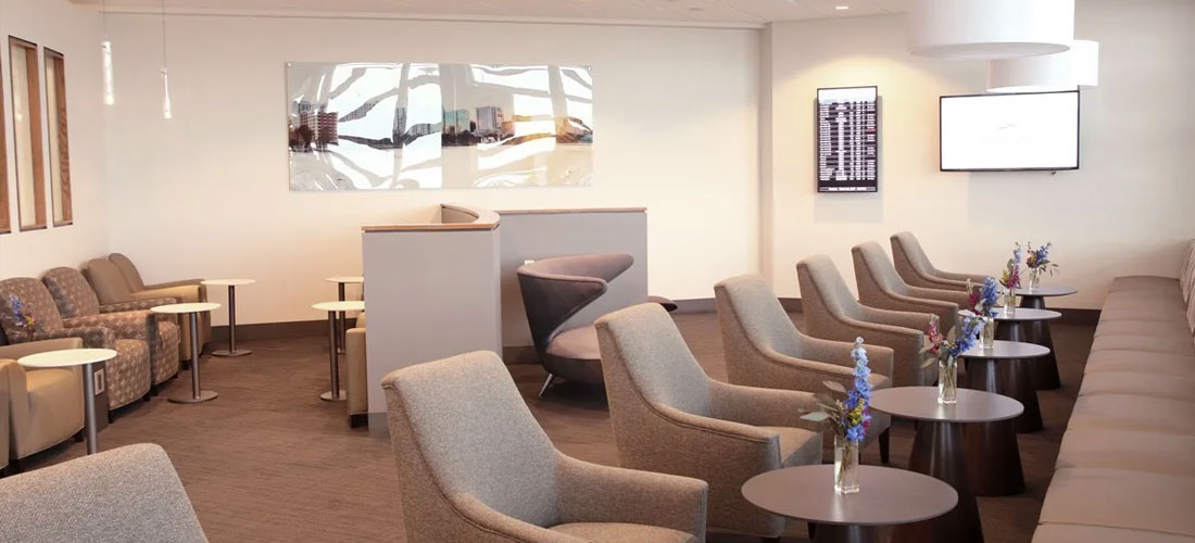 mco lounge