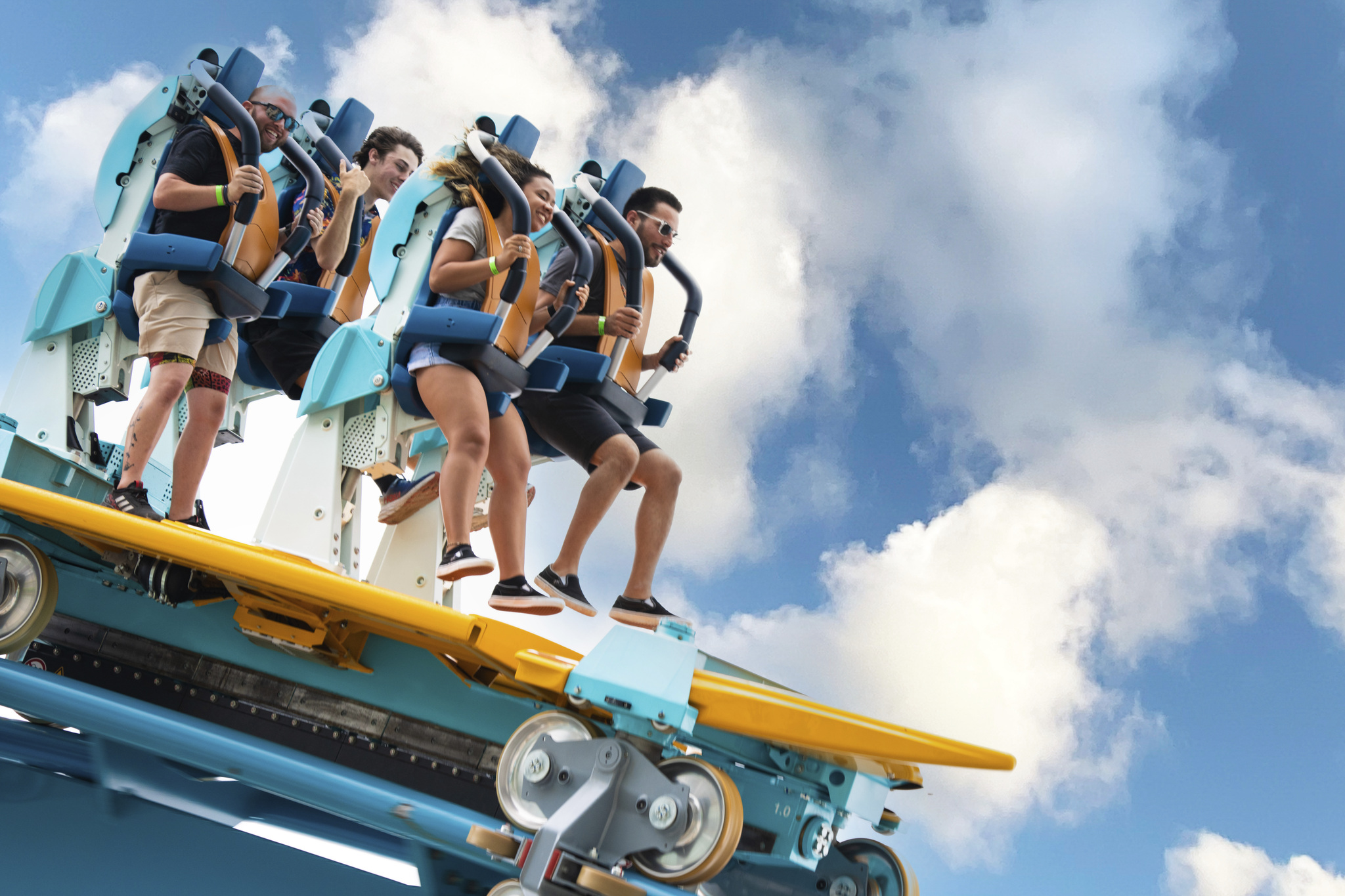 SeaWorld Orlando Announces First-Of-Its-Kind Roller Coaster, “Pipeline: The  Surf Coaster” — Park Paradise