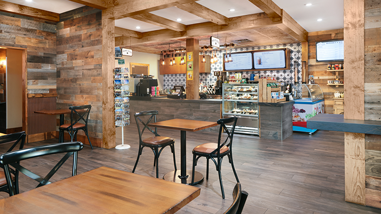 PICKLE_Blog-Orlando-Attractions-May_750x422-SOURCE-FILE_051225_RR_CoffeeCorral_Interior_005_051225