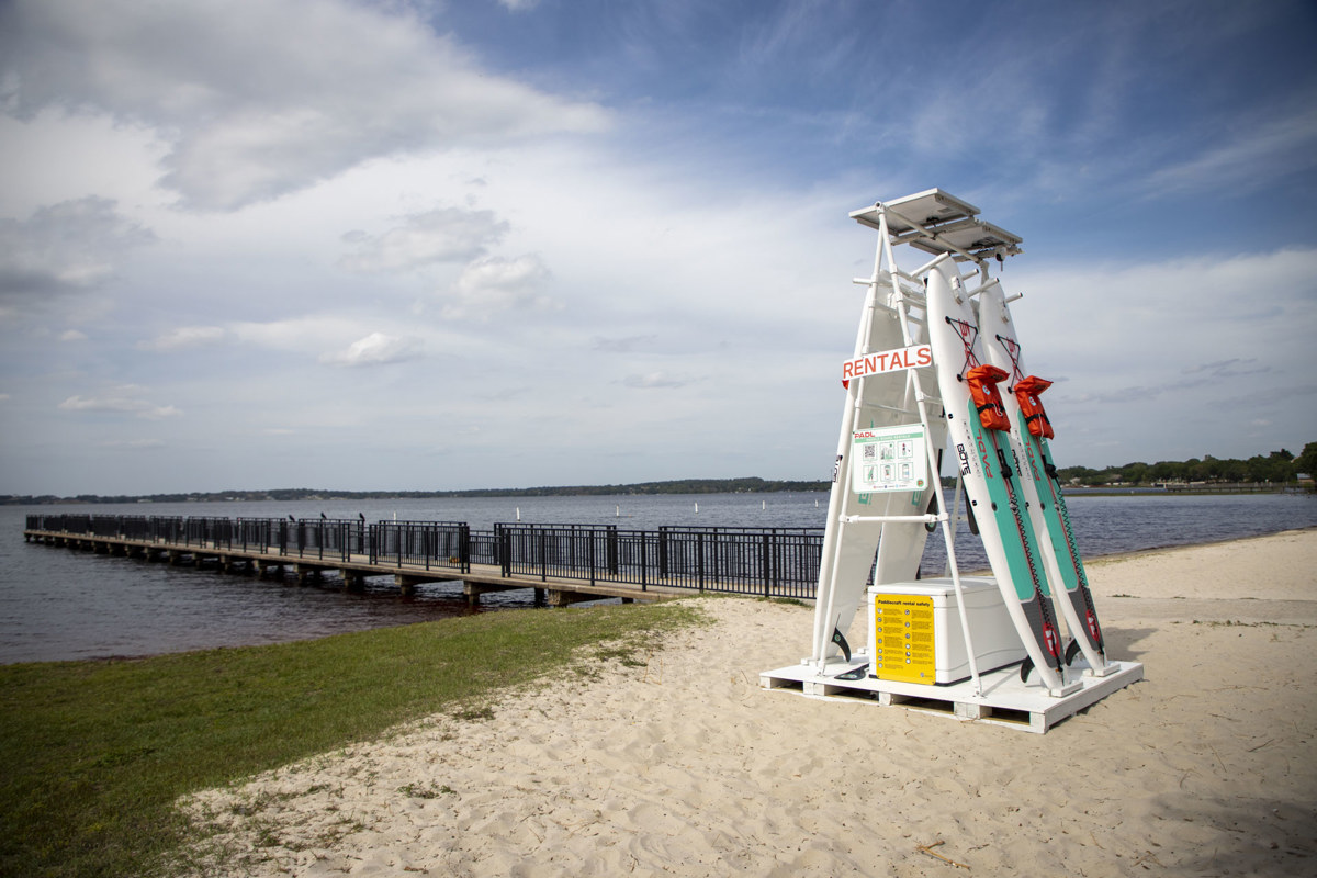 lakecounty_lakeside-lounging-and-beach-vibes