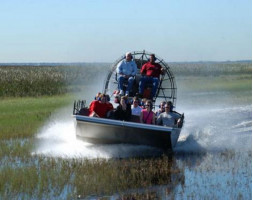 Boggy Creek 1 Hour Everglades Tour & Gem Mine with Transportation