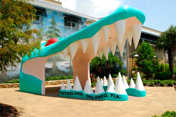 Gatorland entrance